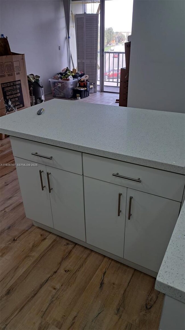 8820 Fontainebleau Blvd unit 302, Miami, FL 33172 - photo 7