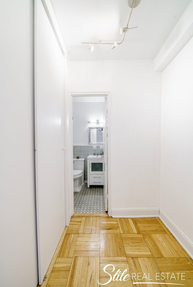 34 Plaza St East unit 1201, Brooklyn, NY 11238 - photo 6