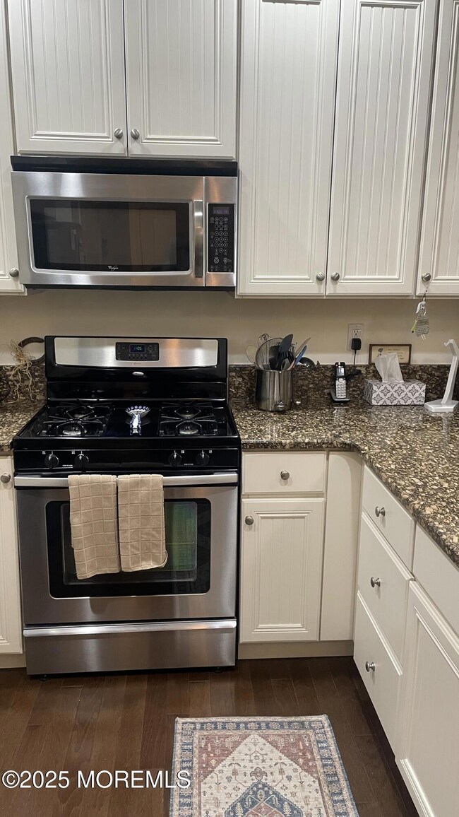 735 Amy Ct unit 735, Lakewood, NJ 08701 - photo 3