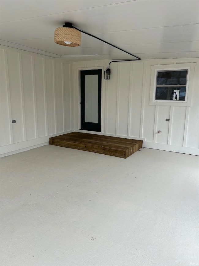 455 W Main St, Bloomfield, IN 47424 - photo 4