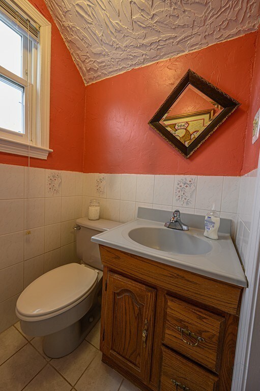 6 W Hawley St, Lawrence, MA 01843 - photo 6