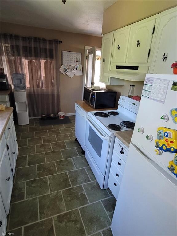 46312 Kelly Ave, East Liverpool, OH 43920 - photo 6