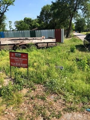 8210 Willow, Houston, TX 77088 - photo 3