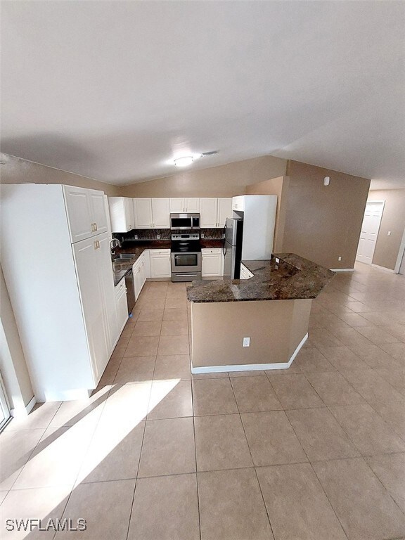 2009 Sable Ct, Lehigh Acres, FL 33972 - photo 6