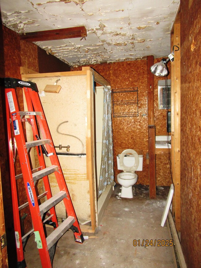 14 Gould St, Milo, ME 04463 - photo 5