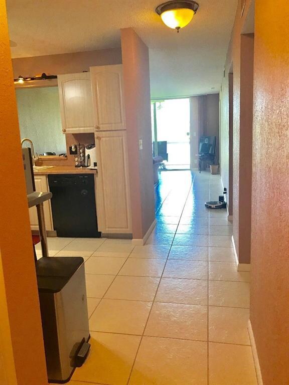 9111 Fairbanks Ln unit 1, Boca Raton, FL 33496 - photo 6
