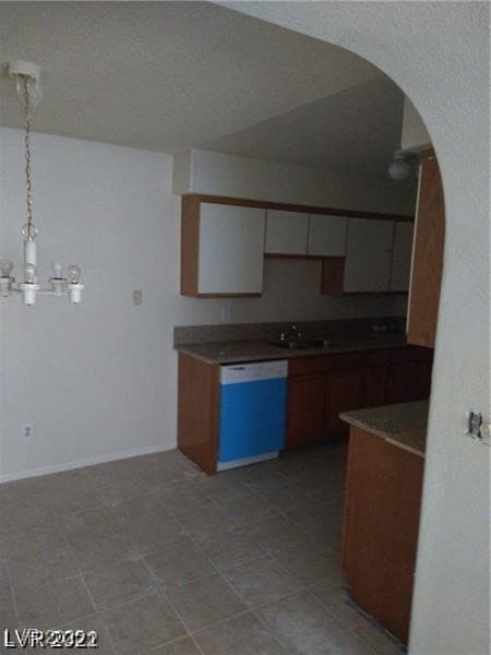 1608 N Torrey Pines Dr unit 103, Las Vegas, NV 89108 - photo 7