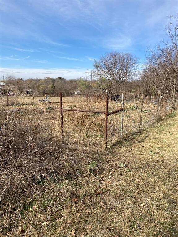 1355 Friendship Rd, Weatherford, TX 76085 - photo 4