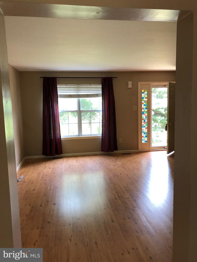 3944 Captain Molly Cir unit AIN, Doylestown, PA 18902 - photo 3