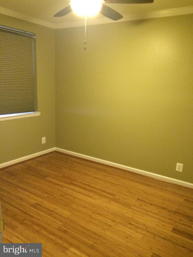 2611 S Walter Reed Dr unit C, Arlington, VA 22206 - photo 4