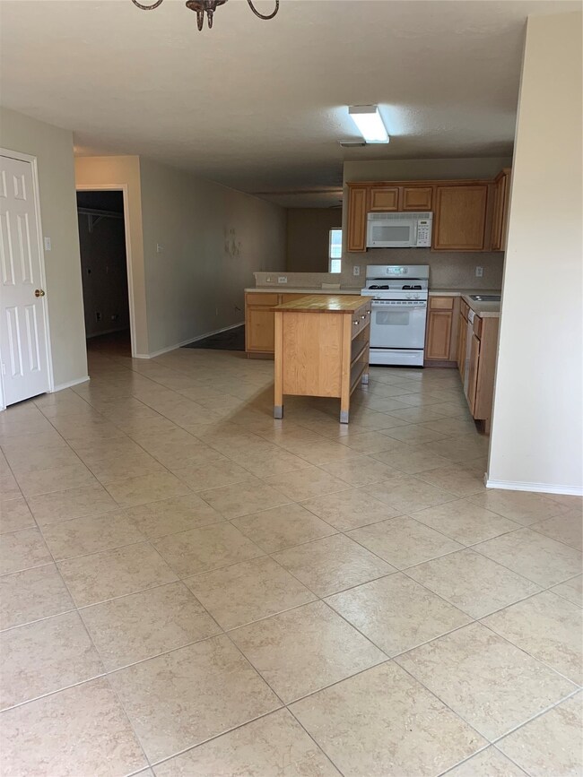 15630 Haleys Landing Ln, Houston, TX 77095 - photo 7