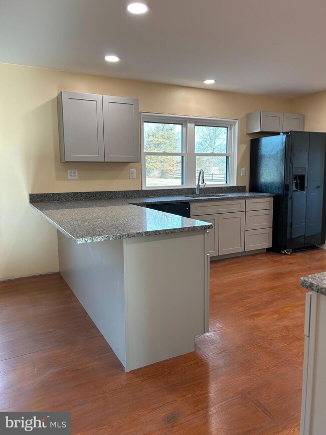 602 Scott Rd, Perkasie, PA 18944 - photo 6