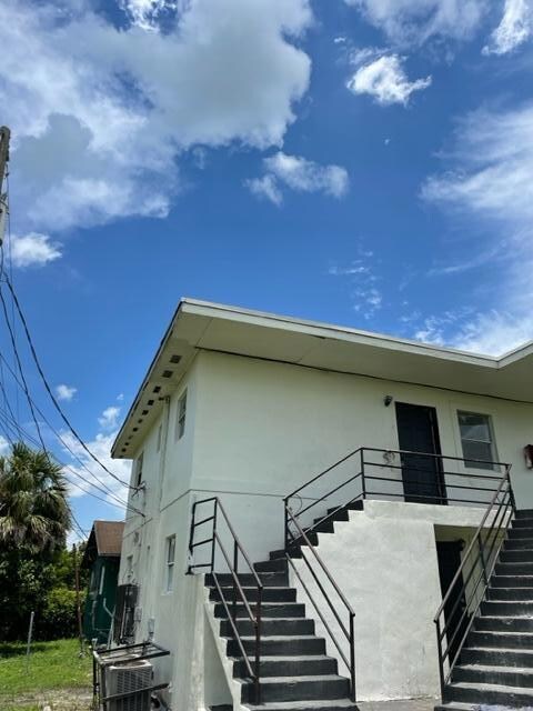 698 SW 5th St unit 3, Belle Glade, FL 33430 - photo 4