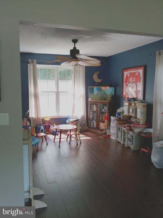 23184 Cherry Hill Ct, California, MD 20619 - photo 7