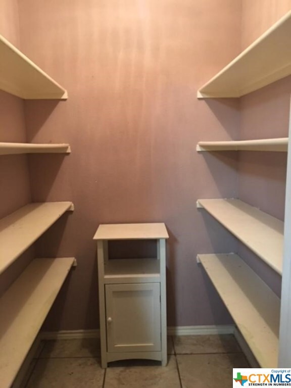 2304 Upland Bend Dr, Temple, TX 76502 - photo 5