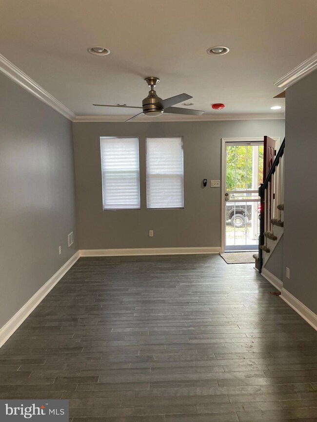 2838 Edgecombe Cir S, Baltimore, MD 21215 - photo 2