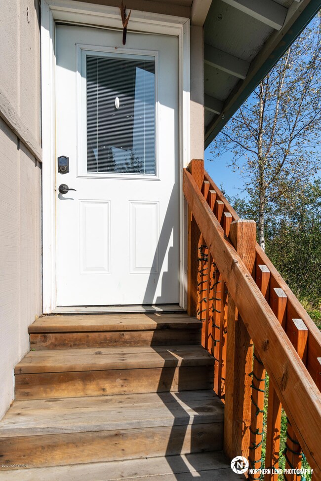 2_EntranceExterior