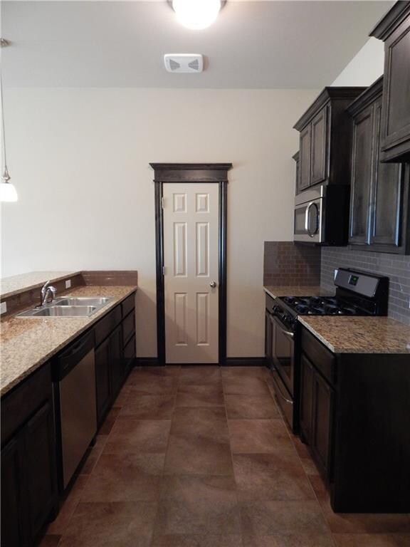 18122 Manera Way, Edmond, OK 73012 - photo 5