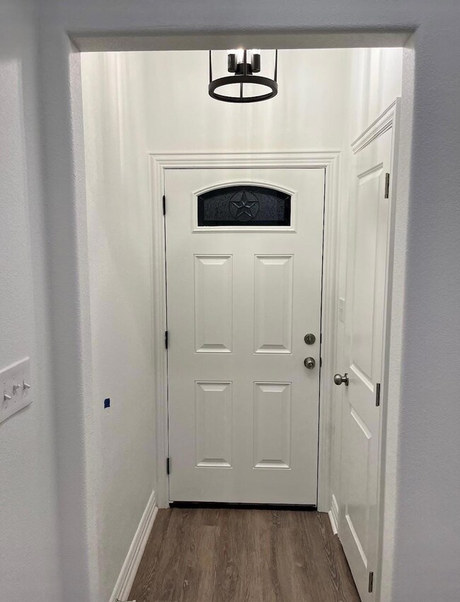 759 N Eddy Ave, Denison, TX 75020 - photo 6