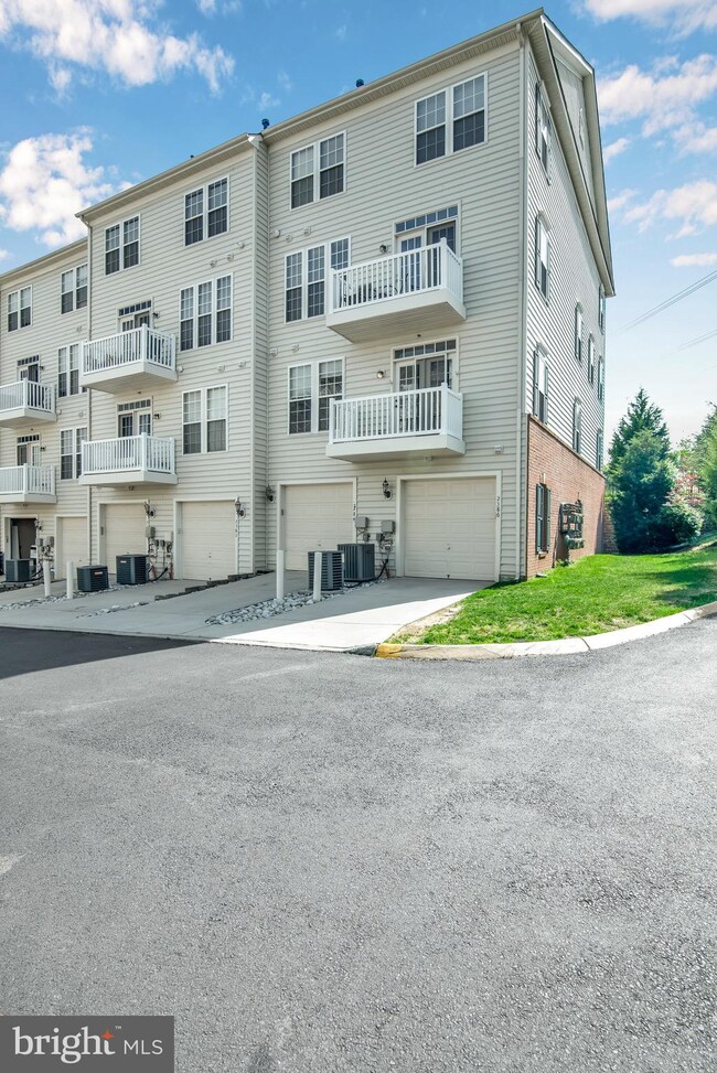 2386 Merseyside Dr unit 148, Woodbridge, VA 22191 - photo 3