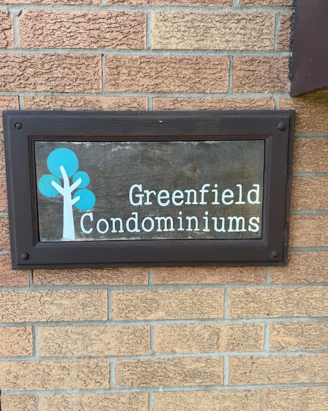 716 Moraine Trace unit 3, Schererville, IN 46375 - photo 2