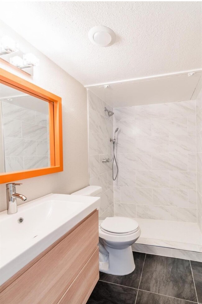 5808 Sandhurst Ln unit A, Dallas, TX 75206 - photo 3