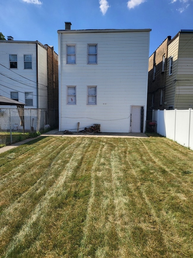 unlisted-address, Chicago, IL 60636 - photo 4