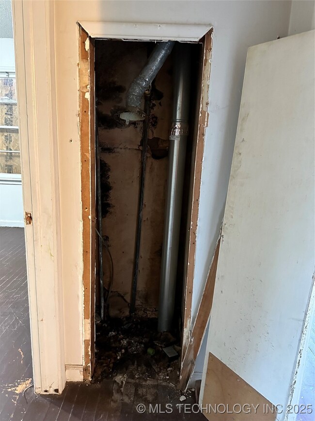 2320 W Easton Ct, Tulsa, OK 74127 - photo 7