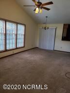 105 Highland Ct, Jacksonville, NC 28540 - photo 4