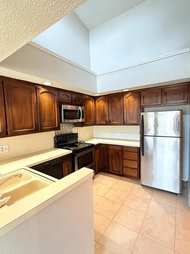 5916 Timbercrest Dr, Arlington, TX 76017 - photo 6