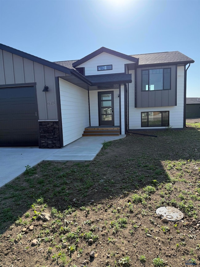 648 Valor Ct, Box Elder, SD 57719 - photo 2