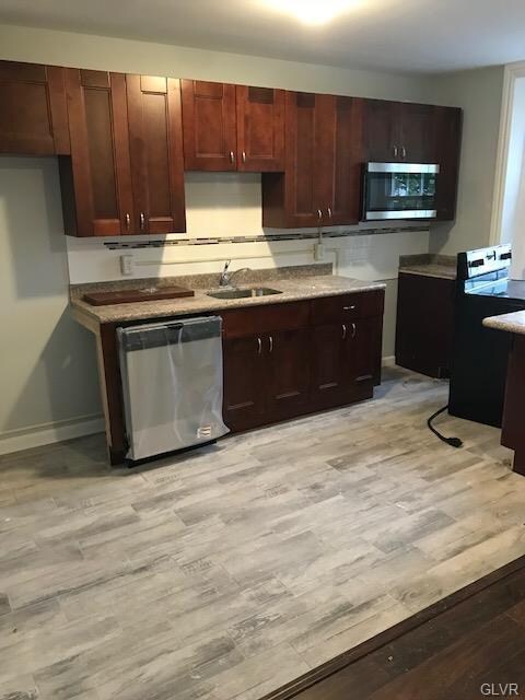 119 S 7th St unit 4, Allentown, PA 18101 - photo 3