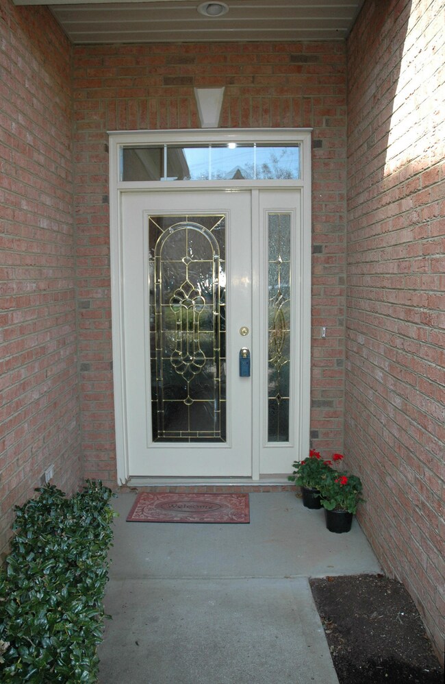 covered front entry doorway