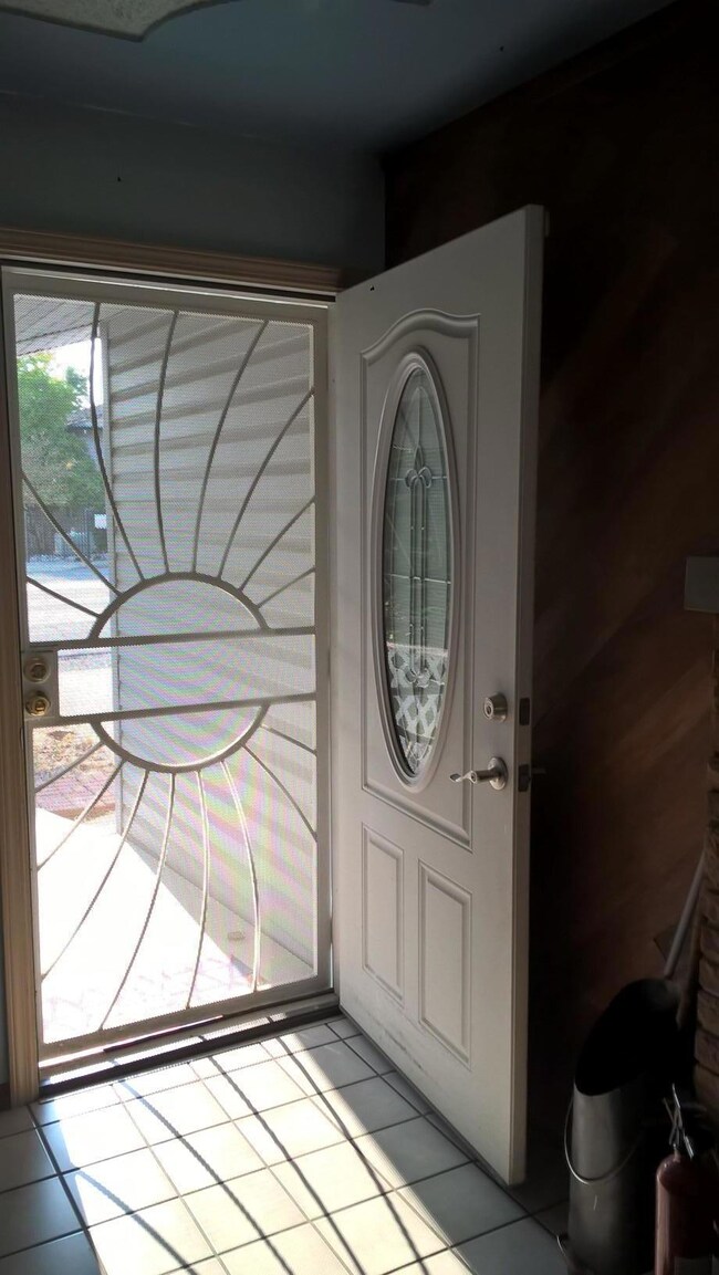 2326 Victor Ave, Redding, CA 96002 - photo 3