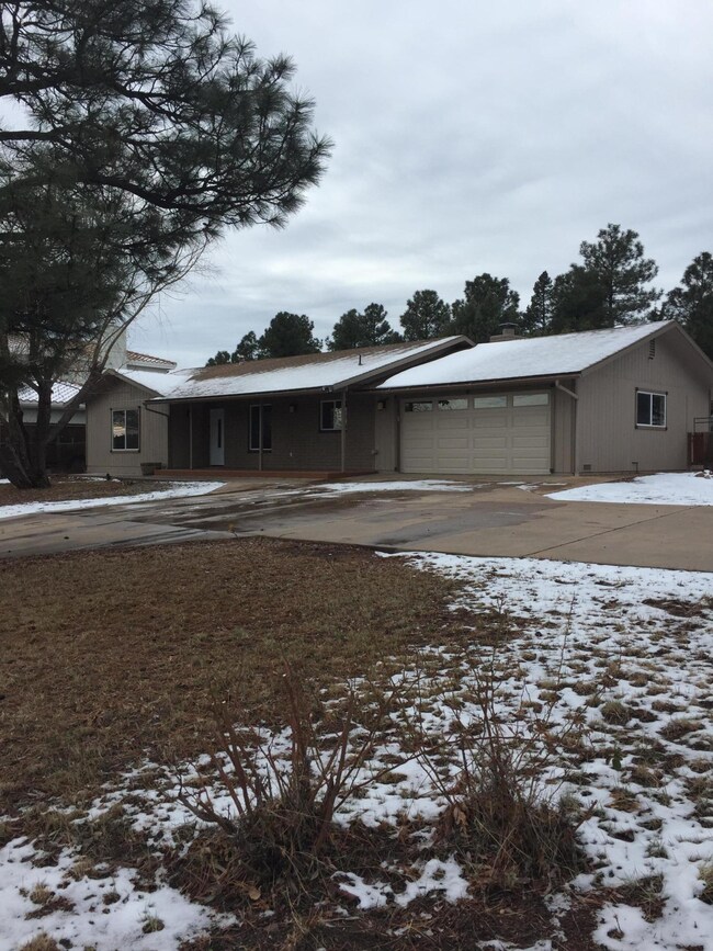 340 S 5th Place, Show Low, AZ 85901 - photo 2