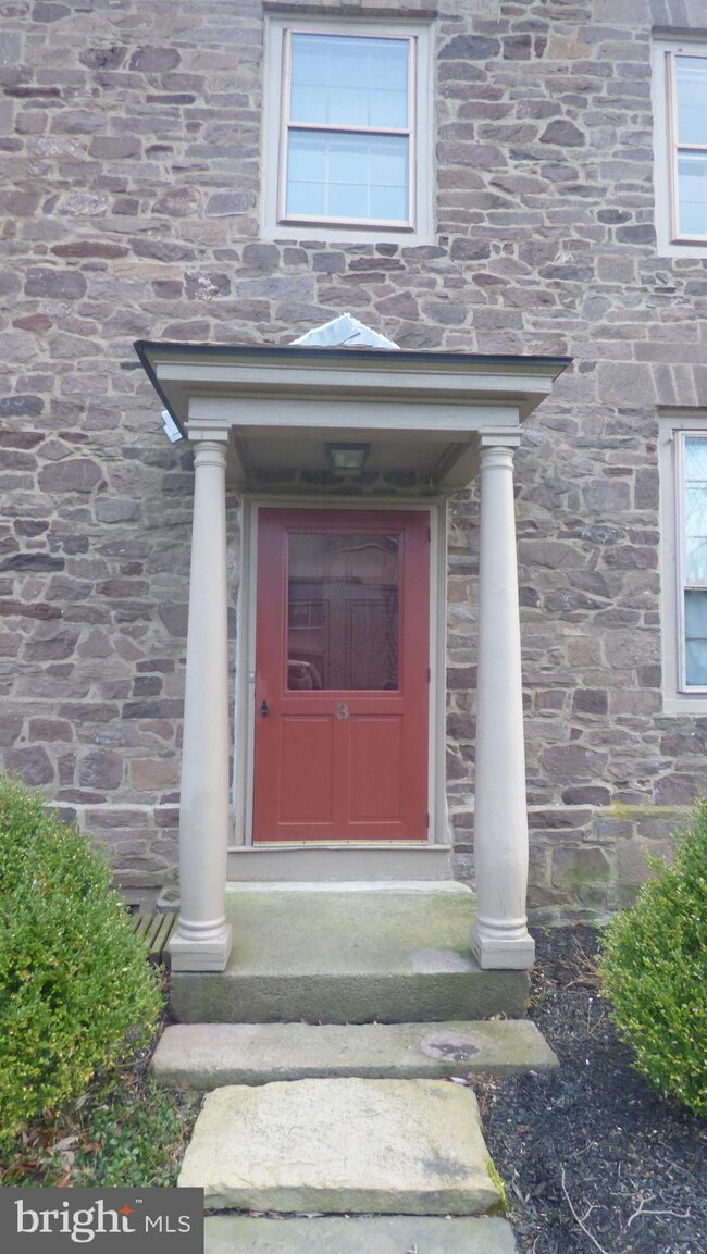 3 Leedom Place unit 3, Newtown, PA 18940 - photo 2