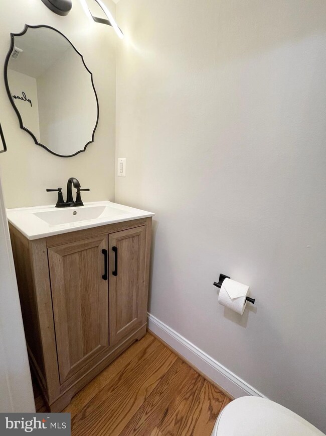 5364 Echols Ave, Alexandria, VA 22311 - photo 6