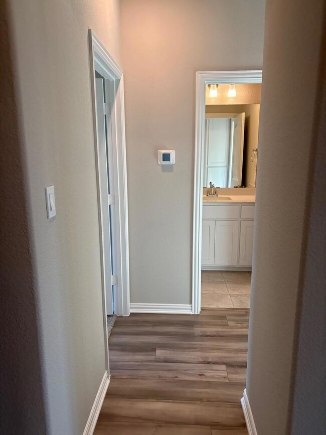 3527 Austin St, Gainesville, TX 76240 - photo 7