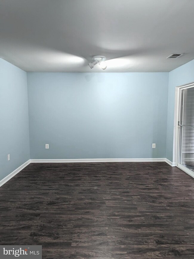 14173 Hunters Run Way, Gainesville, VA 20155 - photo 5