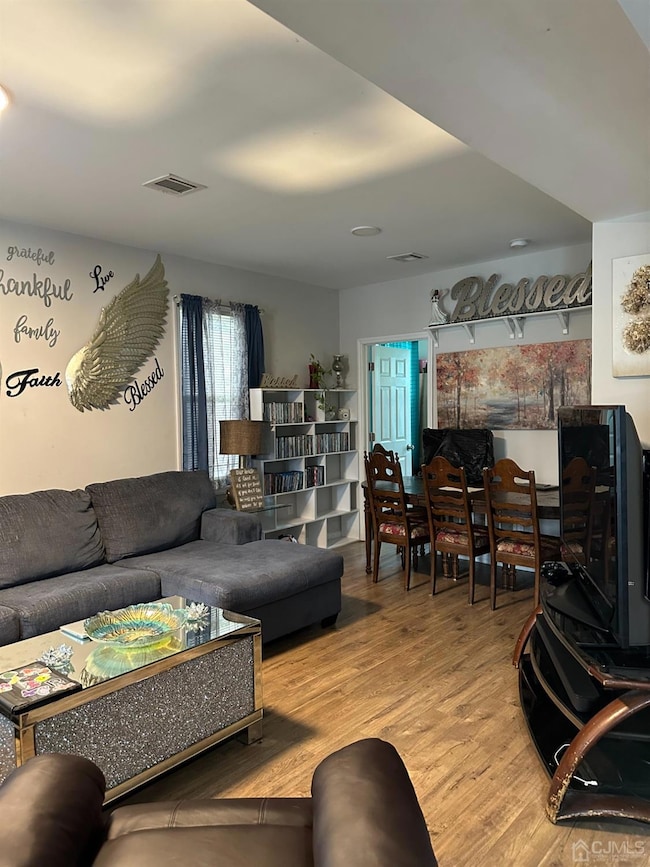 261 Delavan St, New Brunswick, NJ 08901 - photo 7