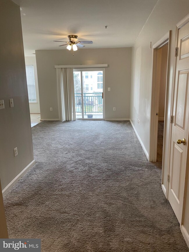 15607 Everglade Ln, Bowie, MD 20716 - photo 3