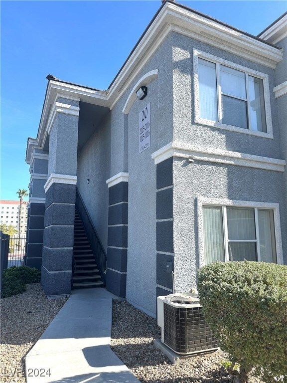 Regent at Town Center unit 2115, Las Vegas, NV 89149 - photo 4