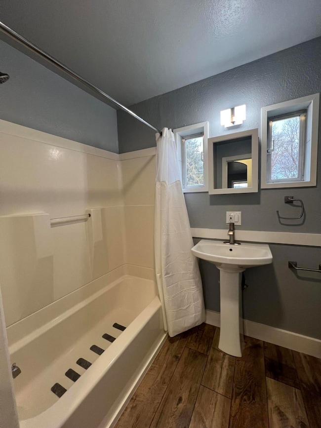 1605 Avalon St, Klamath Falls, OR 97603 - photo 5