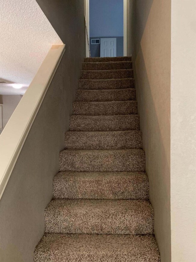 8308 Raleigh Ave unit A, Lubbock, TX 79424 - photo 6