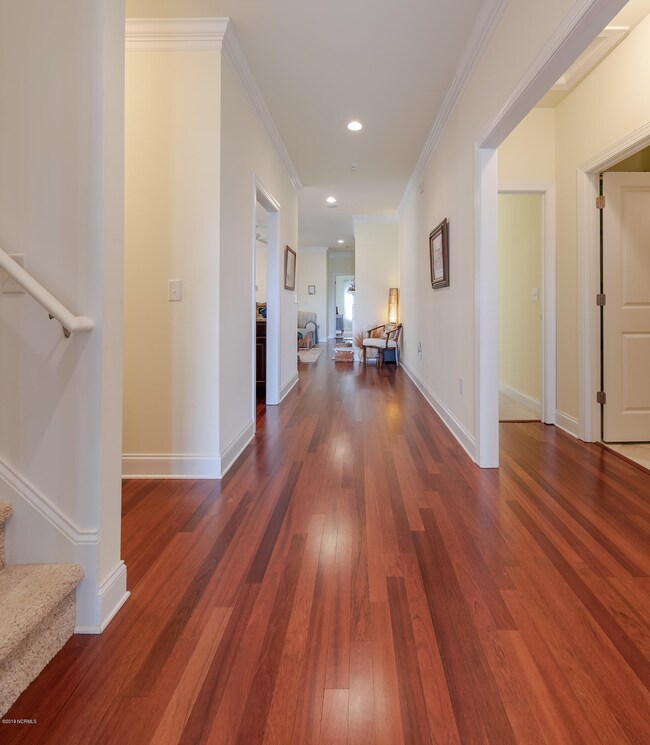 220 Silver Creek Loop MLS-05