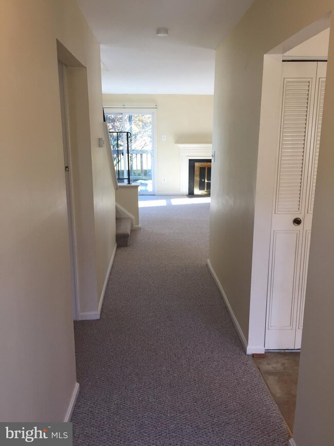 1438 Vineyard Ct, Crofton, MD 21114 - photo 7