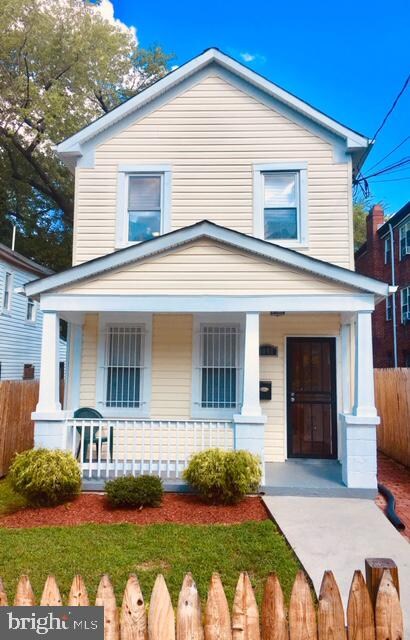 1047 48th St NE, Washington, DC 20019 - photo 2