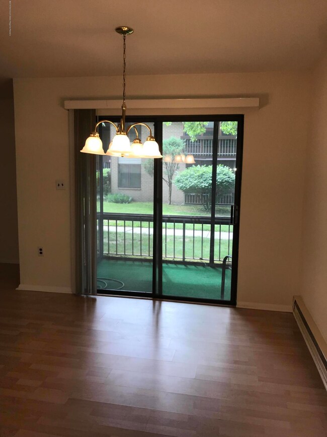 4 Pine Cluster Cir unit A, Manalapan, NJ 07726 - photo 5