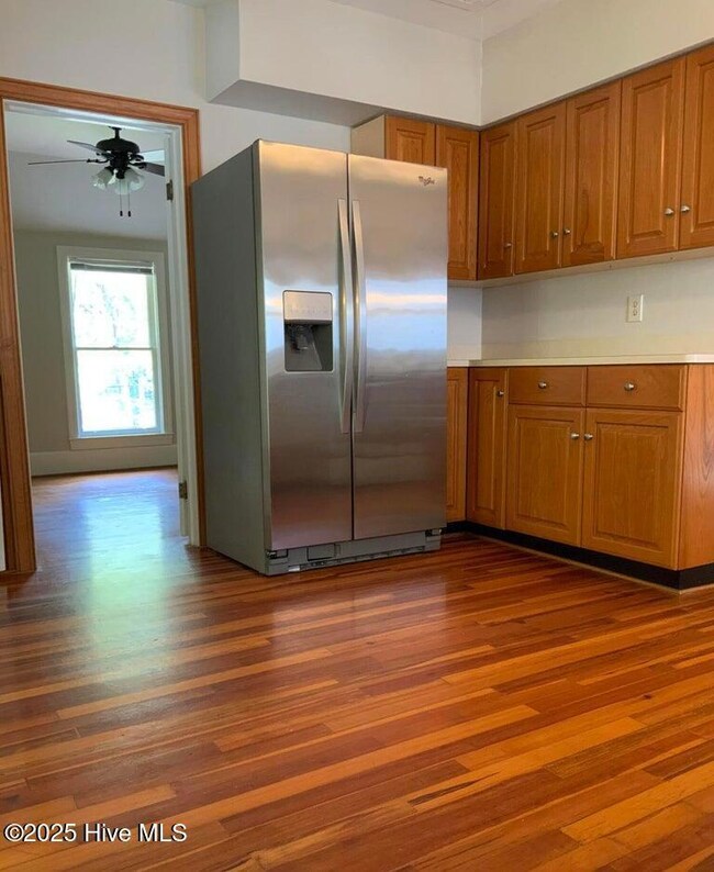 220 E Vermont Ave, Southern Pines, NC 28387 - photo 6