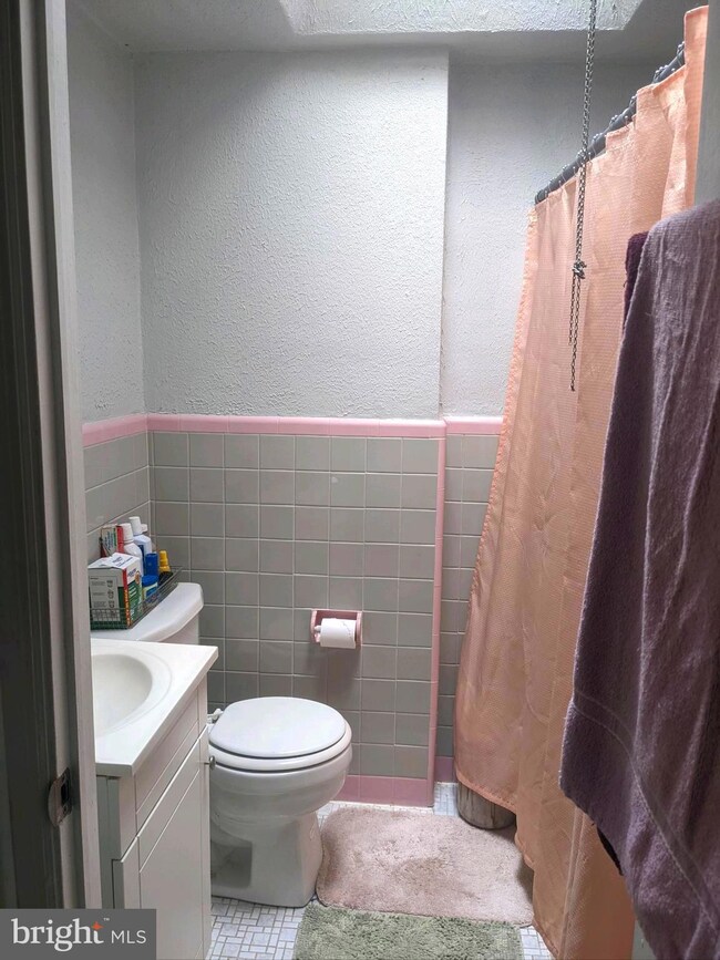 202 Tribet Place, Darby, PA 19023 - photo 6